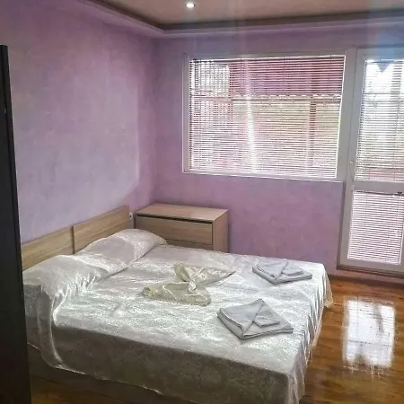 City Center Cozy Apartman Veliko Tarnovo